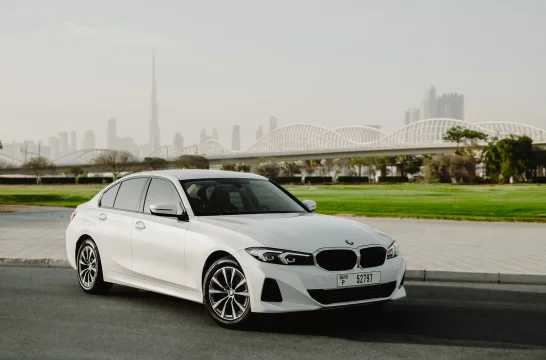 BMW 3-Series 318i White 2025