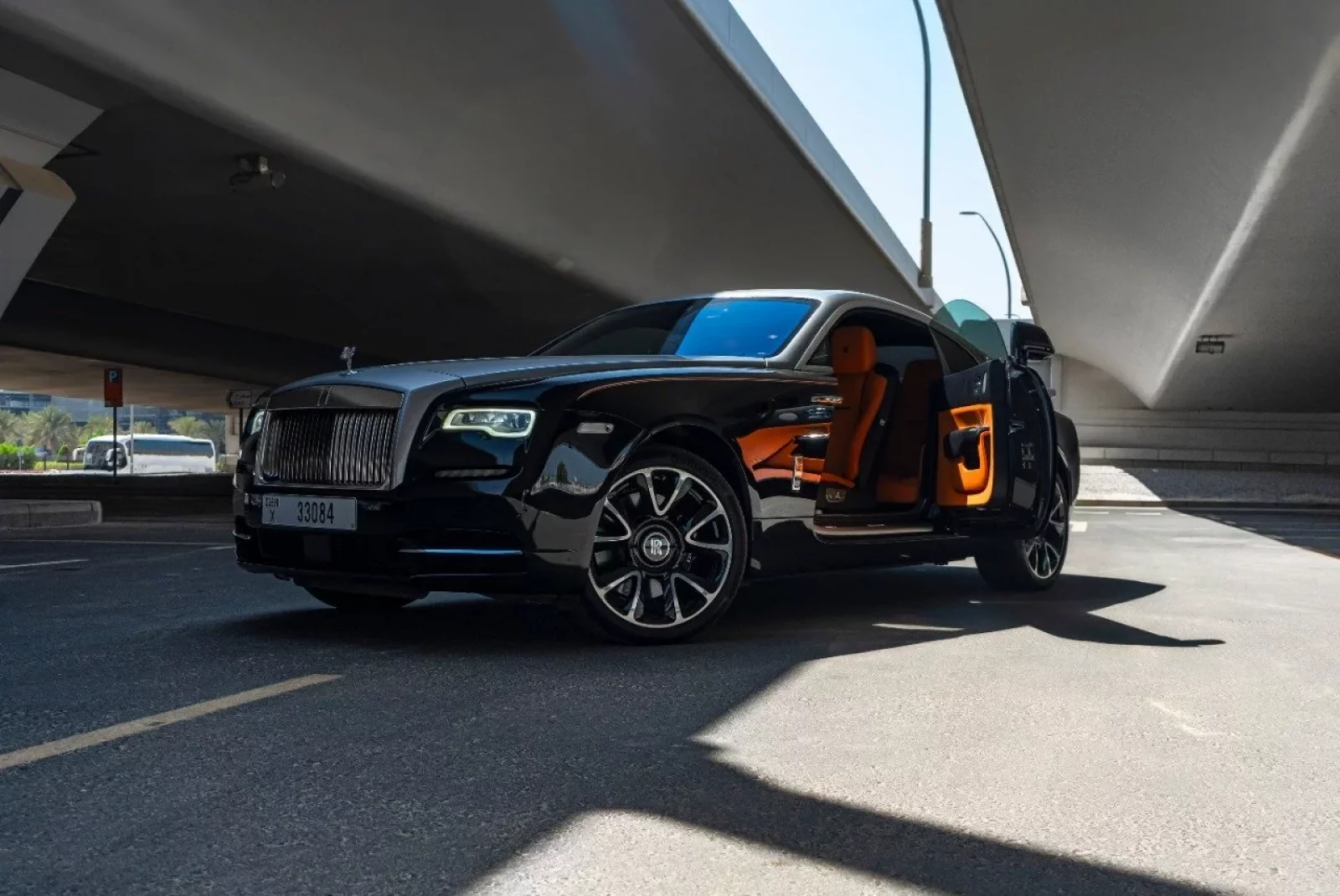 Rent Rolls-Royce Wraith  Black 2017 in Dubai