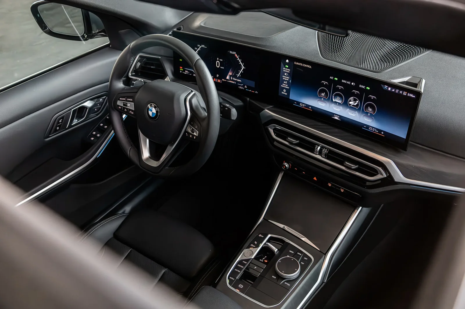 Kiralık BMW 3-Series 330 New Gen Gri 2024 içinde Abu Dhabi - 3 