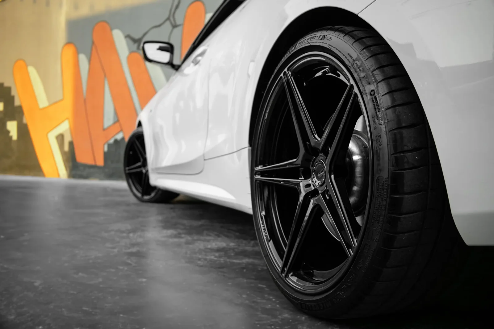 Аренда BMW 4-Series 420 Белый 2023 в Абу-Даби - 15 