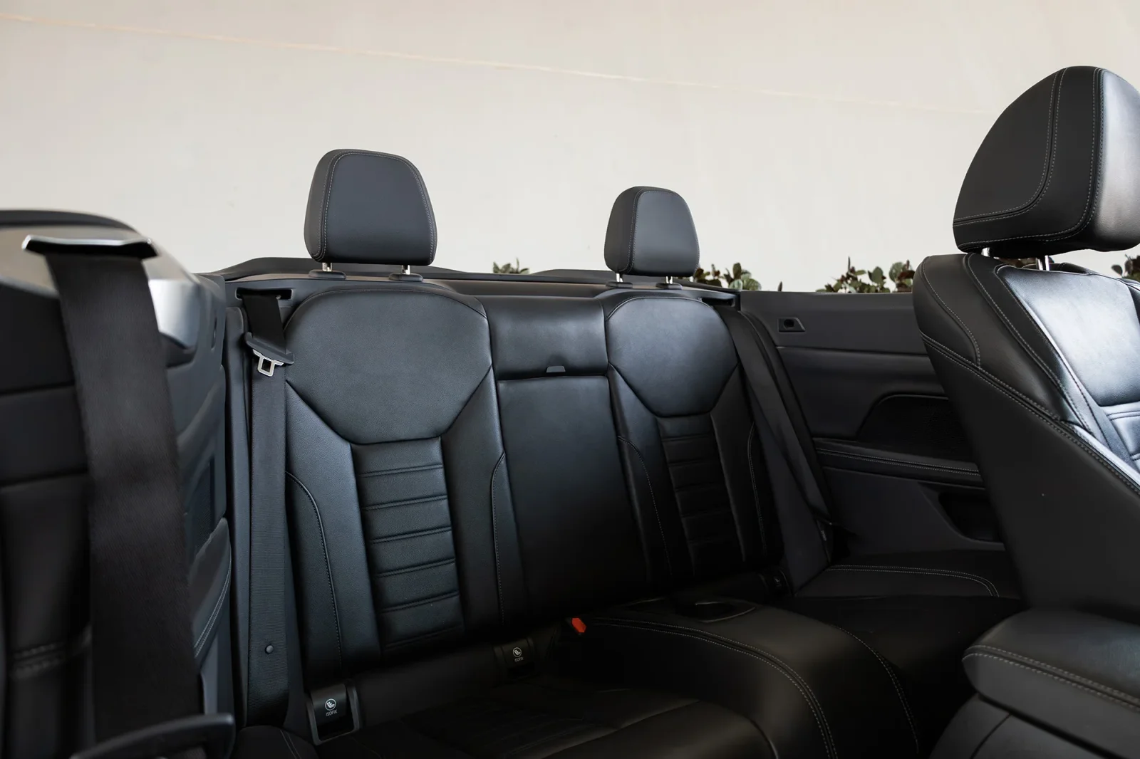 Miete BMW 4-Series 430i Blau 2023 in der Abu Dhabi - 7 