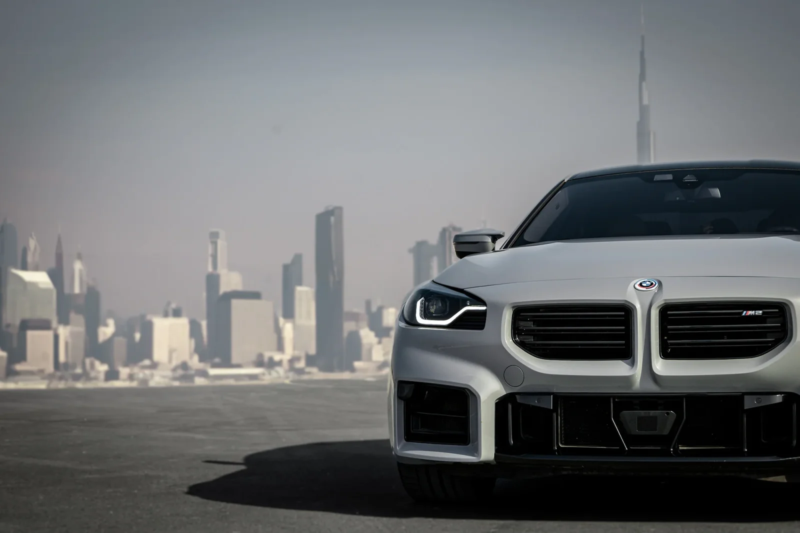 Loyer BMW M2  Gris 2023 en Abou Dabi - 12 