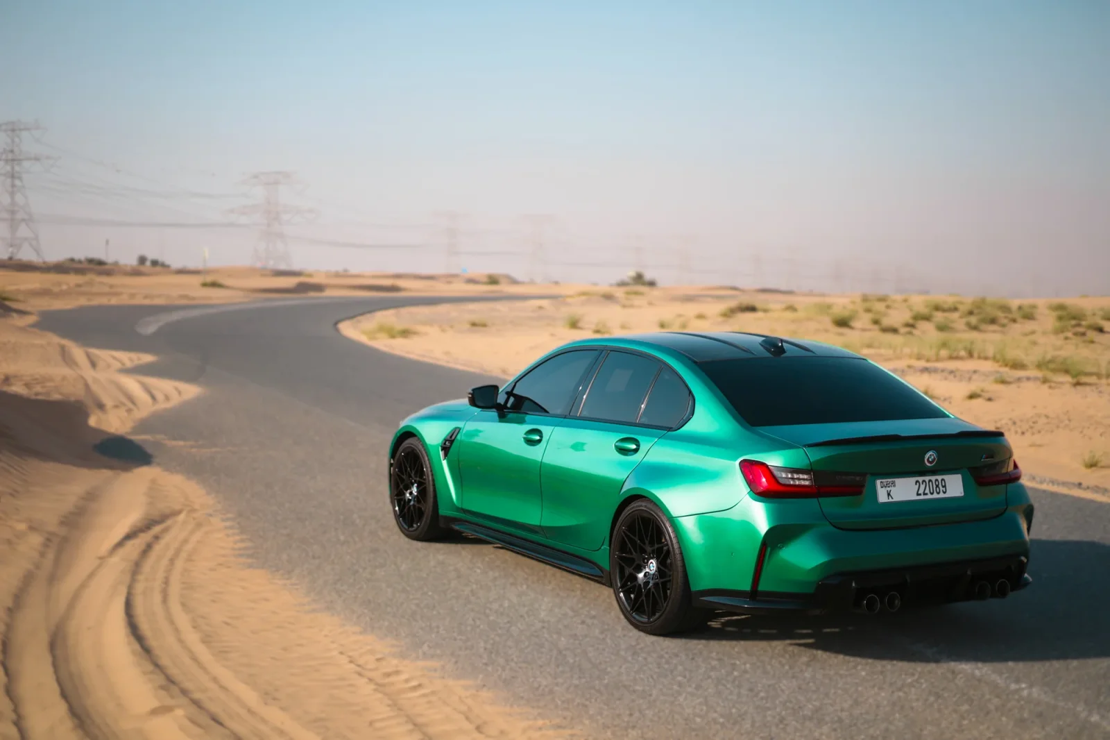 Huren BMW M3  Groente 2021 in Abu Dhabi - 12 