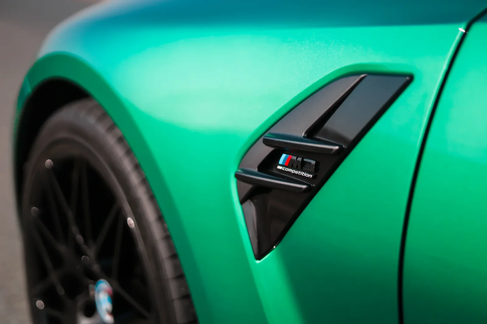 Huren BMW M3  Groente 2021 in Abu Dhabi - 20 