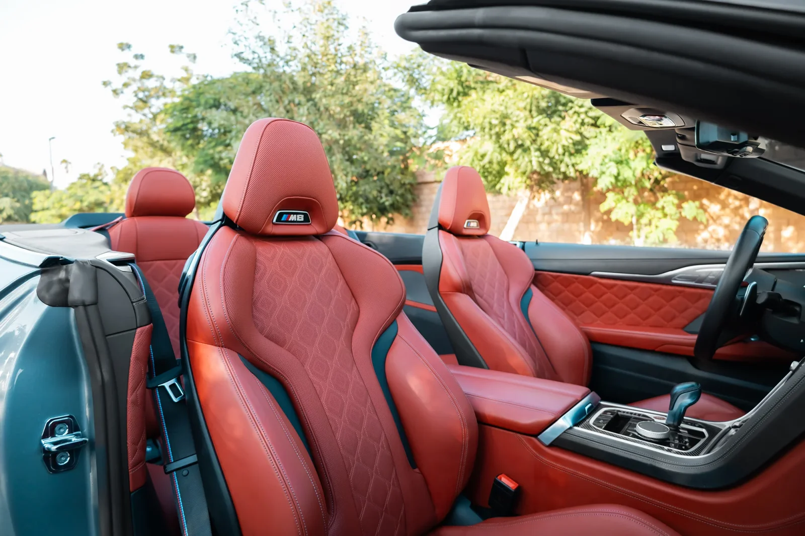 Аренда BMW M8 Competition Серый 2023 в Абу-Даби - 8 