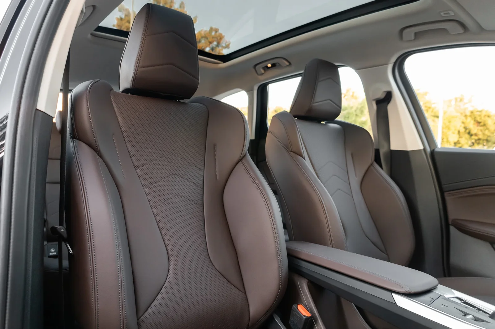 Alquiler BMW X1  Negro 2024 en Abu Dabi - 10 