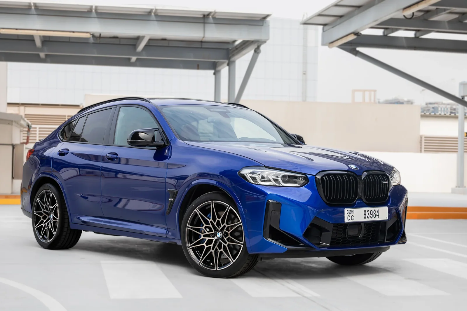 Loyer BMW X4 M Competition Bleu 2022 en Abou Dabi