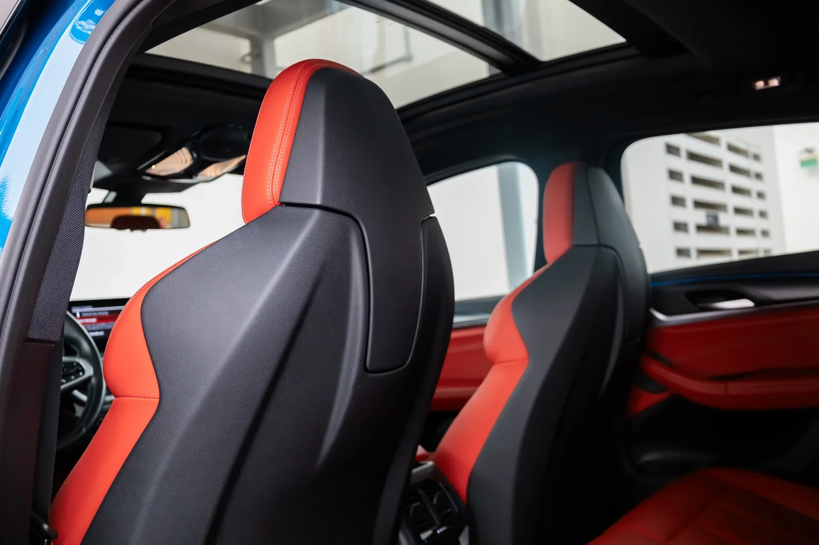 Loyer BMW X4 M Competition Bleu 2022 en Abou Dabi - 10 