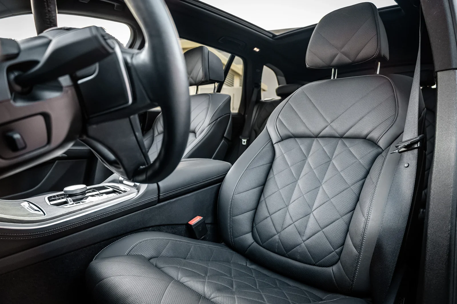 Rent BMW X5  Black 2024 in Abu Dhabi - 5 