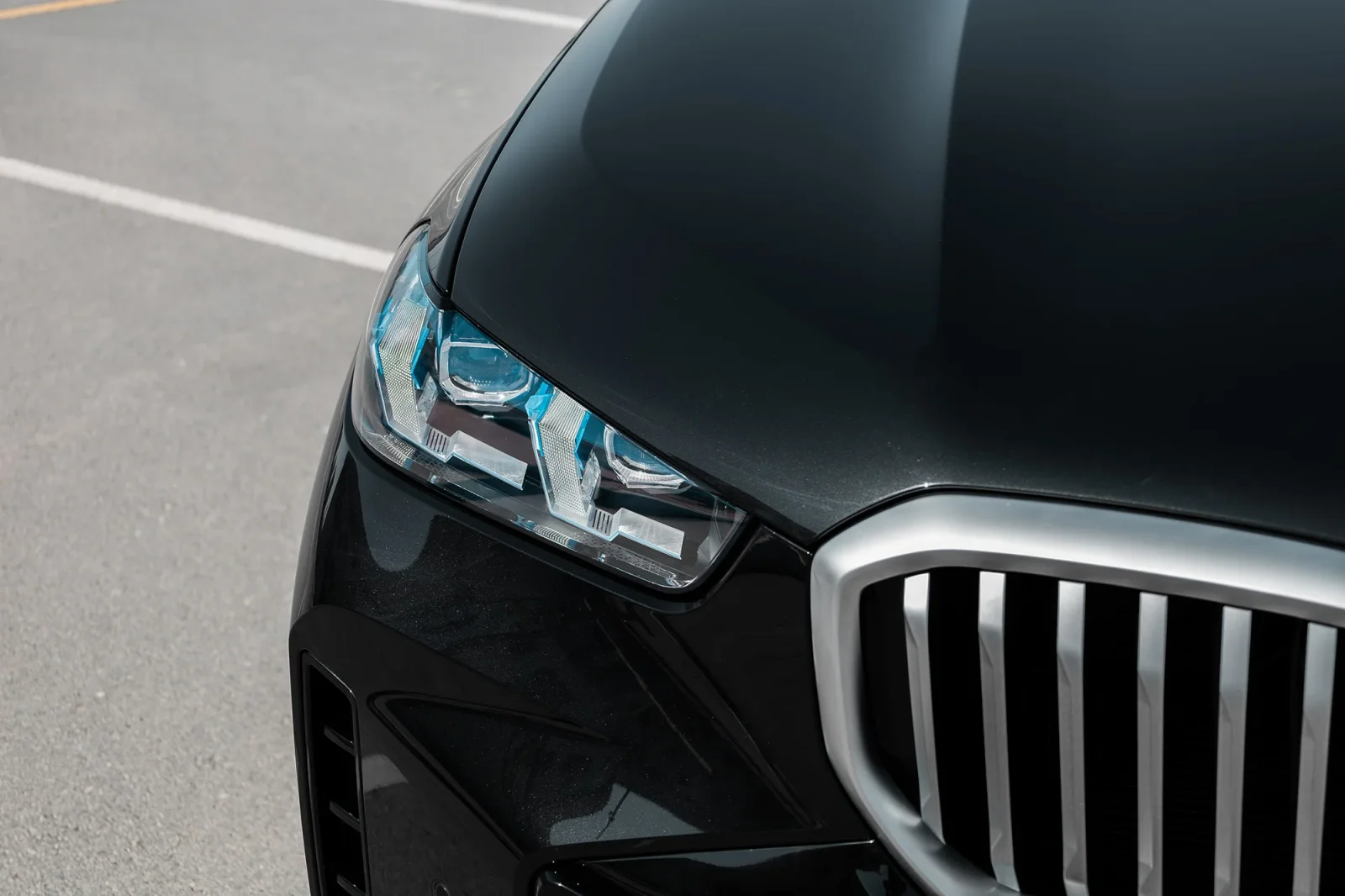 Huren BMW X5 40i M-Sport Zwart 2025 in Abu Dhabi - 13 