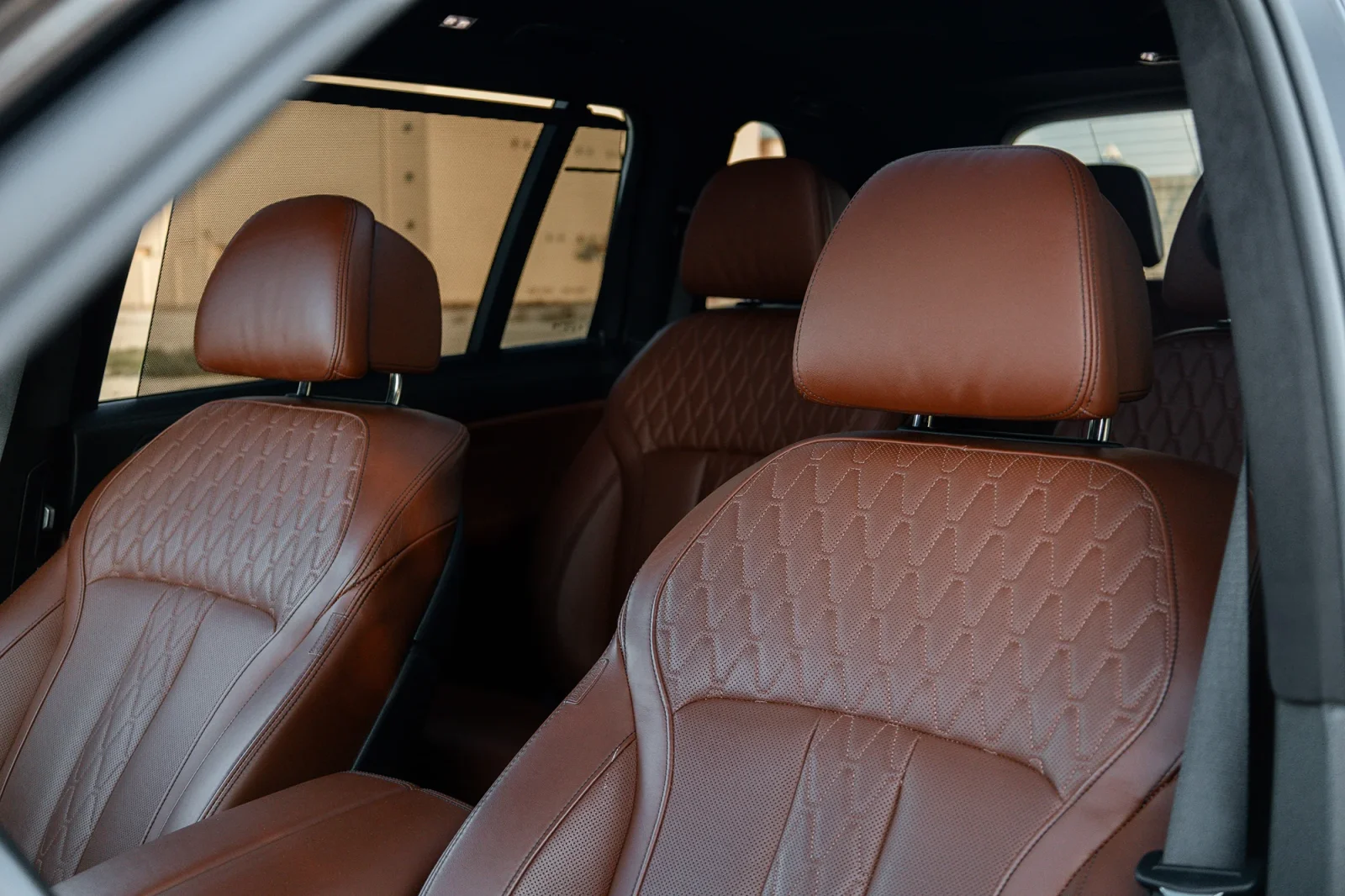 Loyer BMW X7  Bleu 2022 en Abou Dabi - 8 