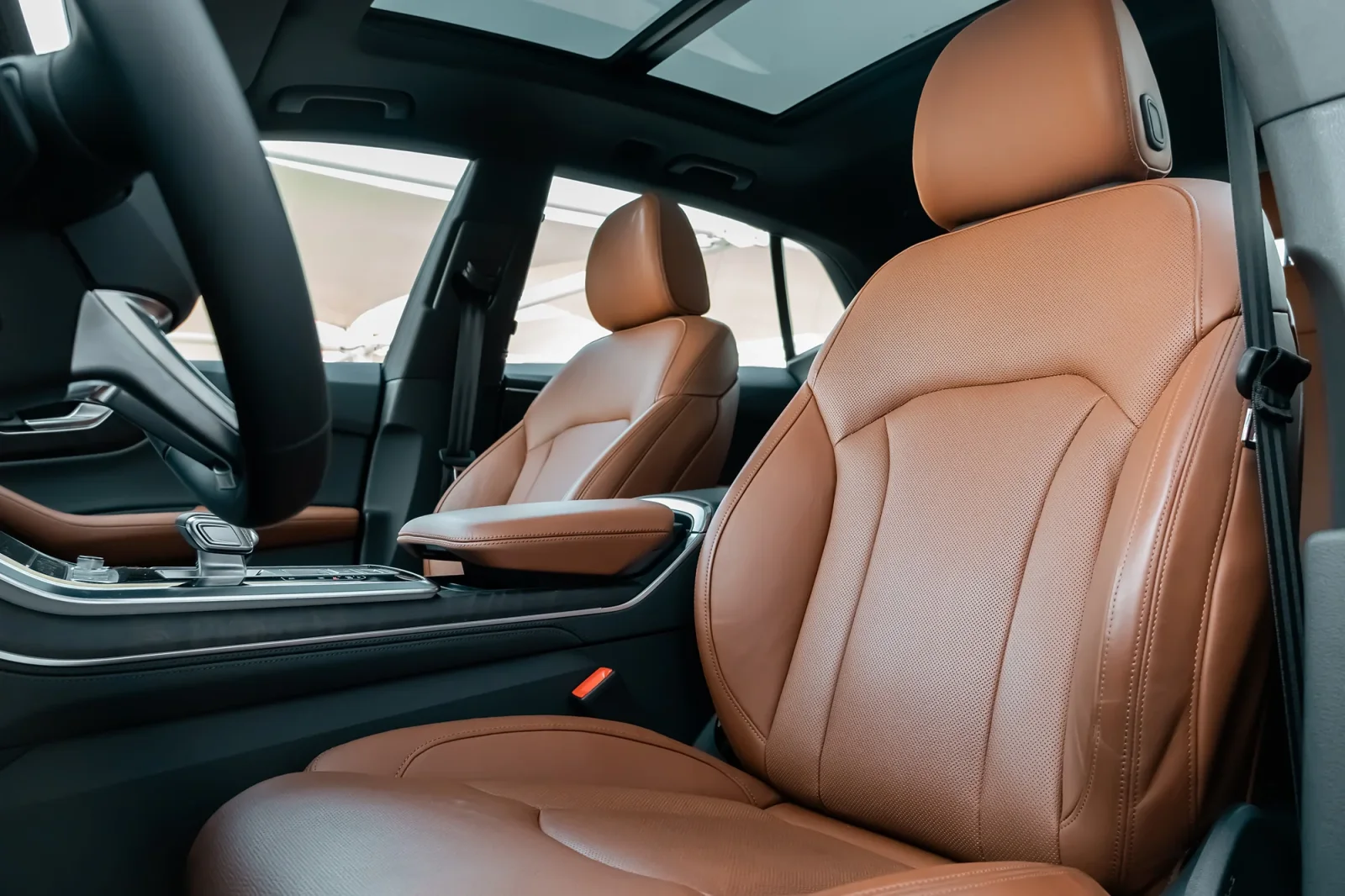 Alquiler Audi Q8  Gris 2023 en Abu Dabi - 3 