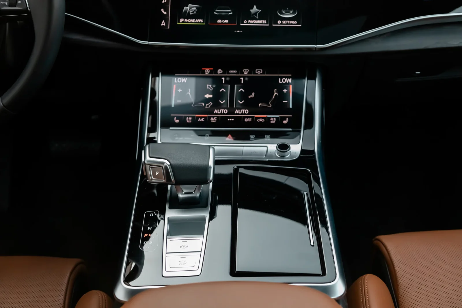 Alquiler Audi Q8  Gris 2023 en Abu Dabi - 9 