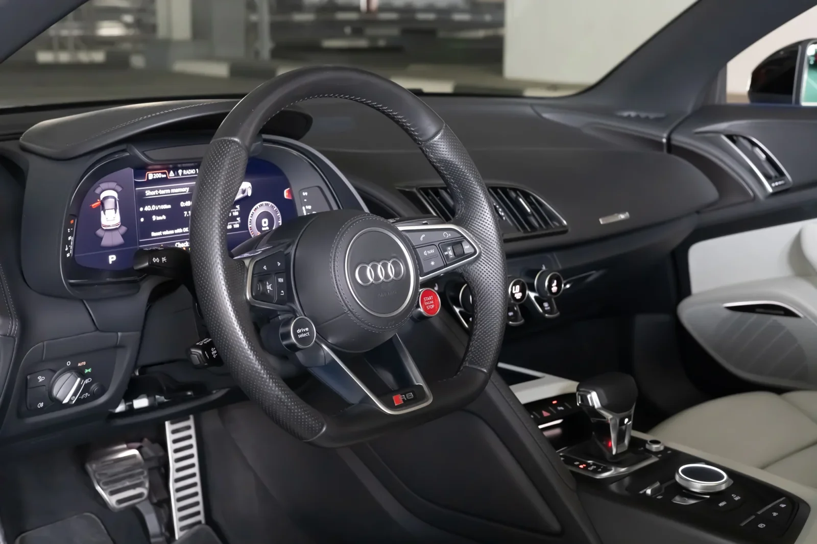 Rent Audi R8 Spyder Blue 2022 in Abu Dhabi - 5 