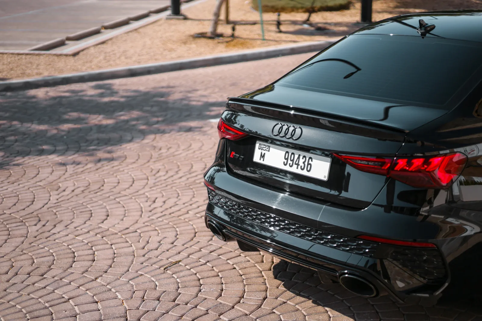 Miete Audi RS3  Schwarz 2023 in der Abu Dhabi - 19 