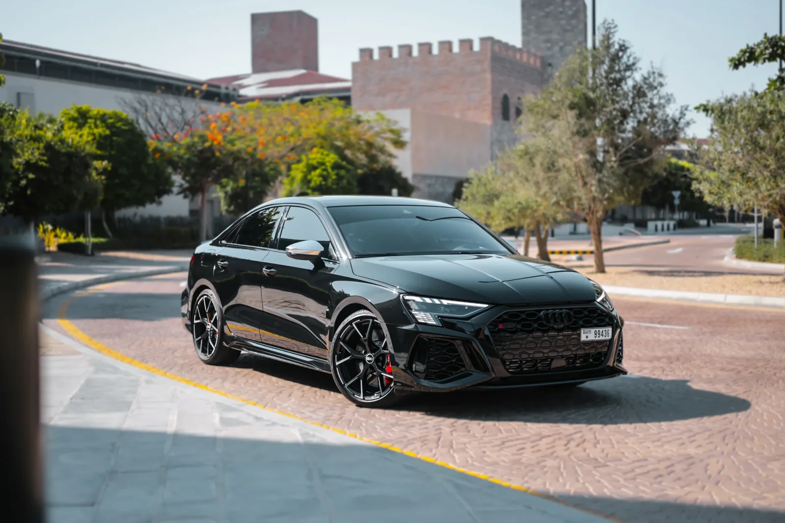 Miete Audi RS3  Schwarz 2023 in der Abu Dhabi