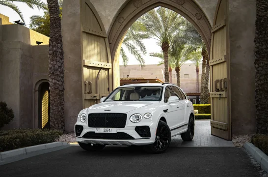 Bentley Bentayga White 2022