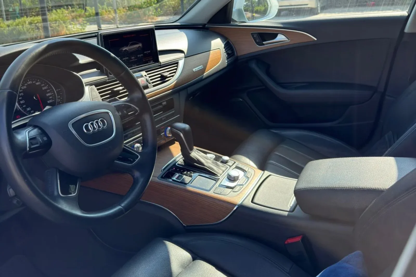 Rent Audi A6  White 2017 in Tirana - 4 