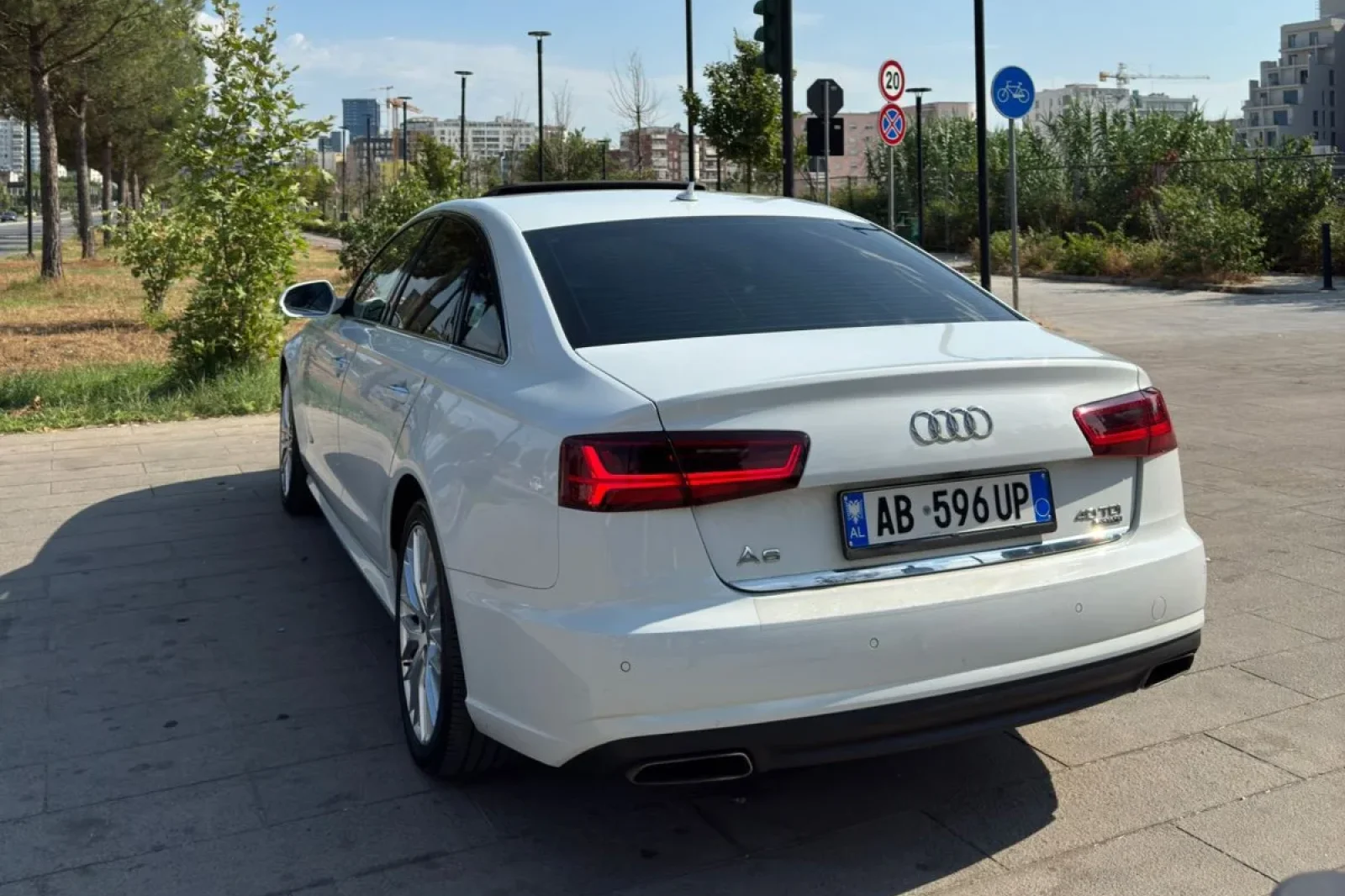 Rent Audi A6  White 2017 in Tirana - 6 