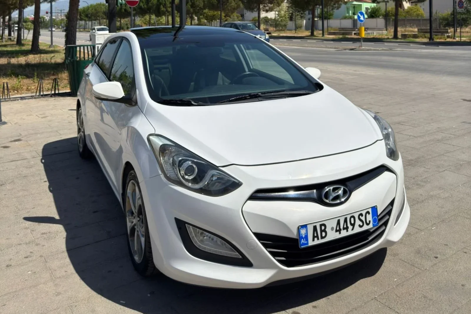 Rent Hyundai i30  White 2013 in Tirana