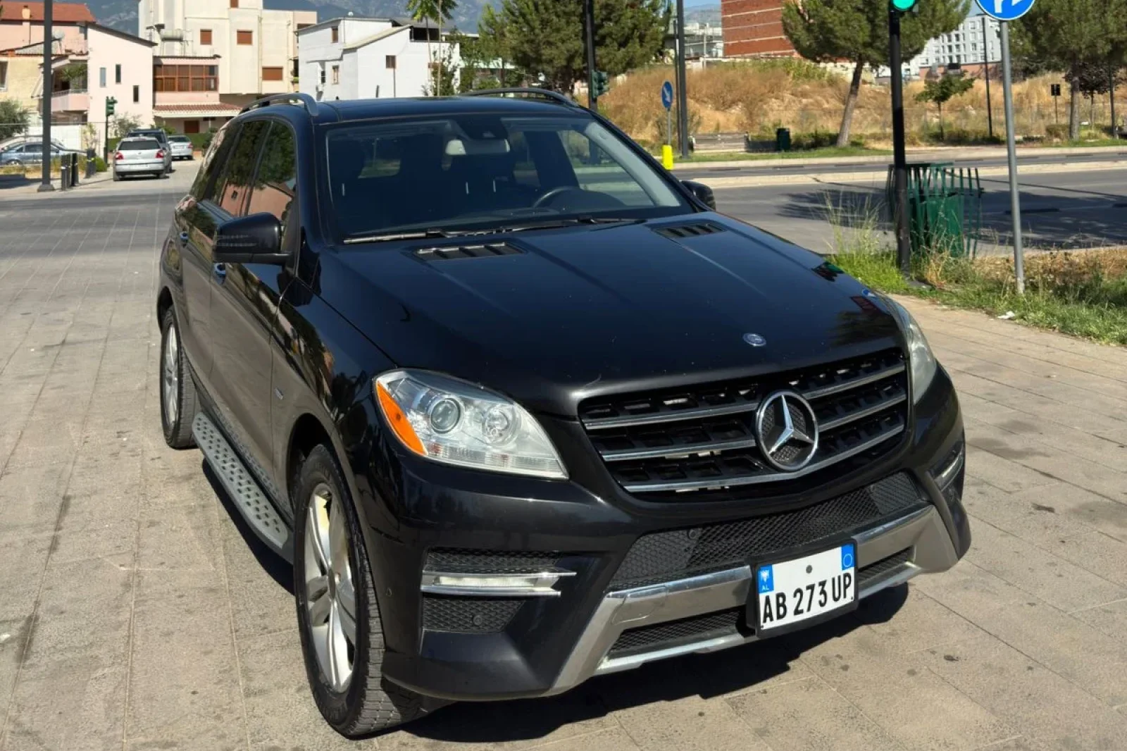 Rent Mercedes-Benz M-Class ML350 Bluetec Black 2013 in Tirana