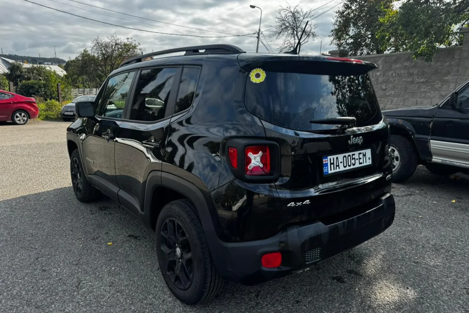 Huren Jeep Renegade Latitude Zwart 2017 in Tbilisi - 12 
