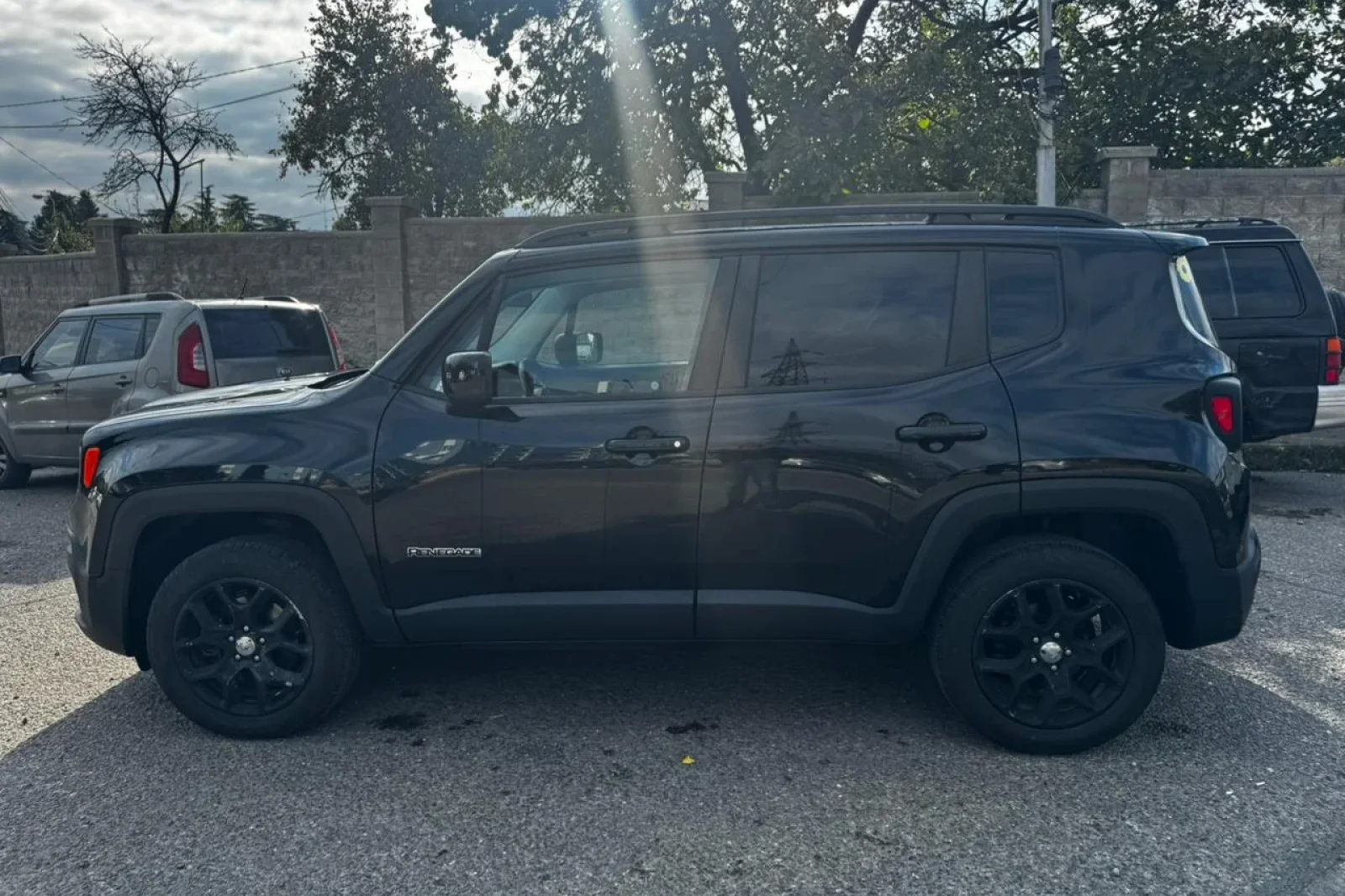 Huren Jeep Renegade Latitude Zwart 2017 in Tbilisi - 14 