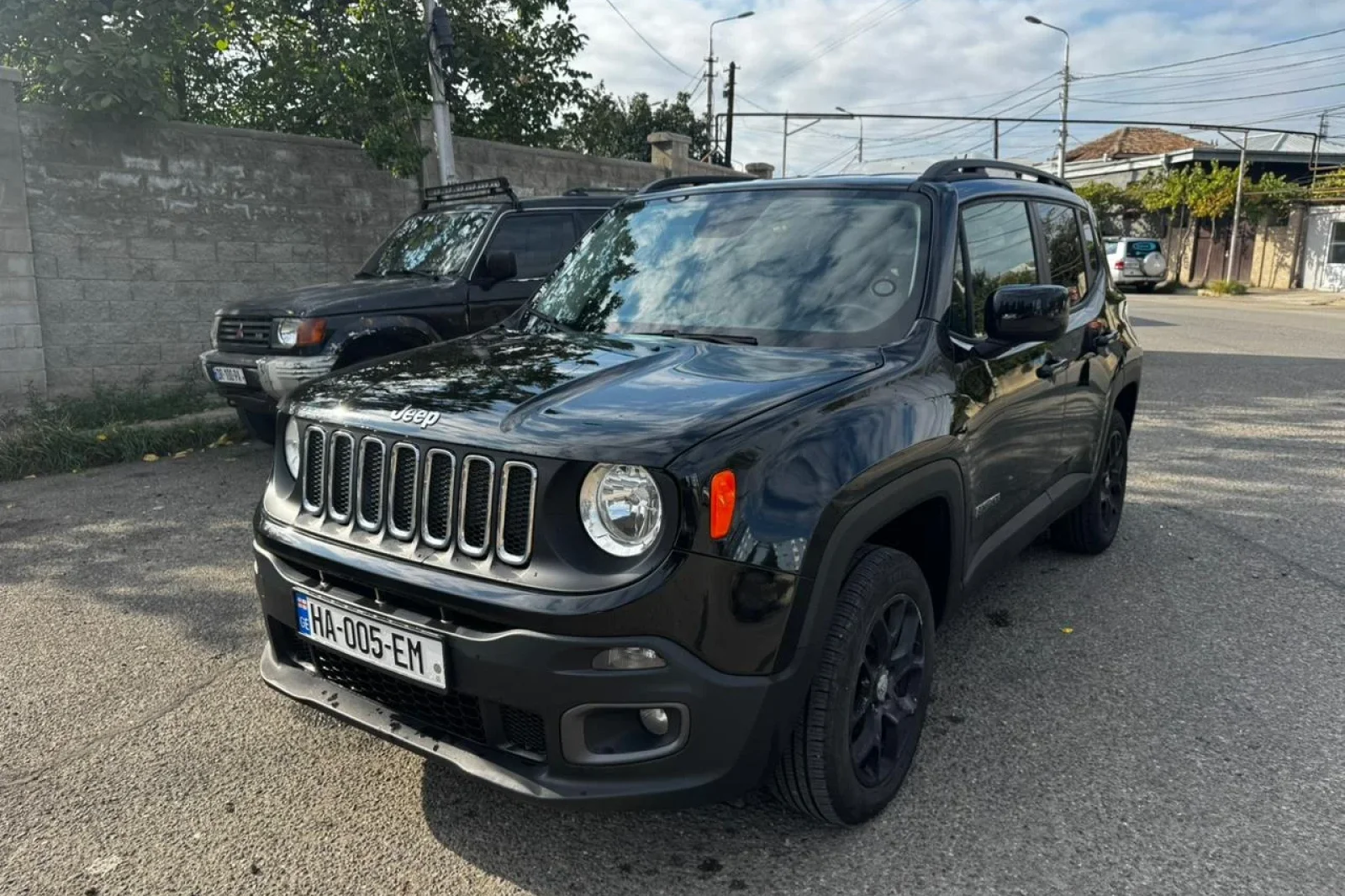 Huren Jeep Renegade Latitude Zwart 2017 in Tbilisi - 10 