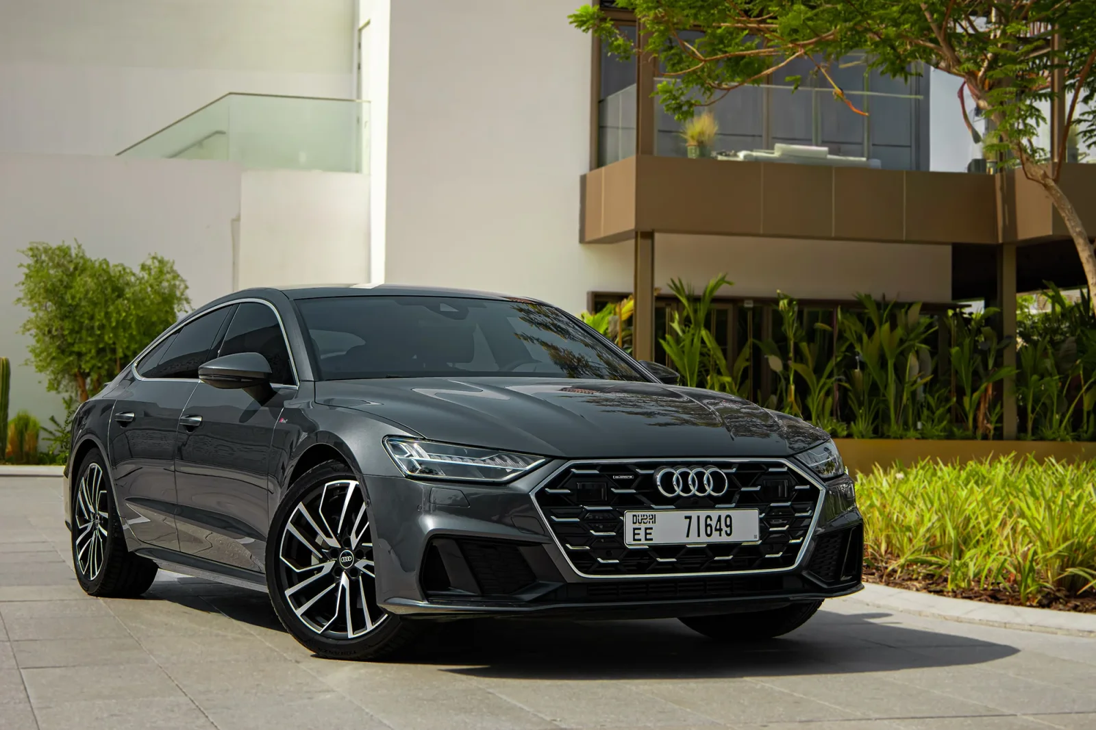 Аренда Audi A7  Серый 2024 в Абу-Даби