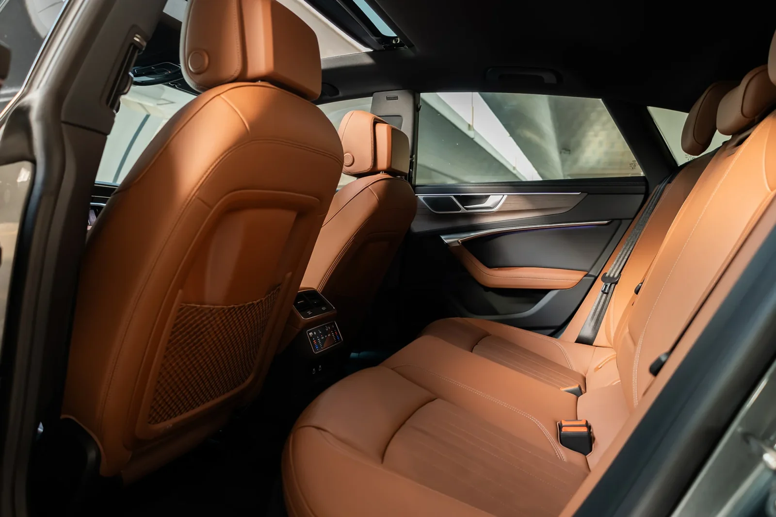 Аренда Audi A7  Серый 2024 в Абу-Даби - 8 