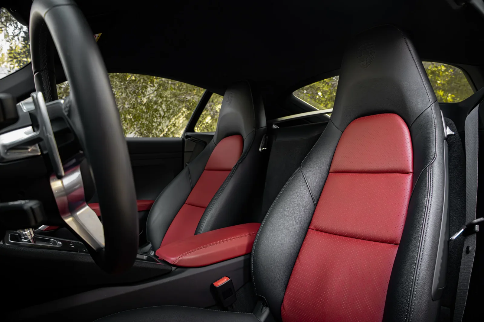 Loyer Porsche Cayman  Blanc 2024 en Abou Dabi - 6 