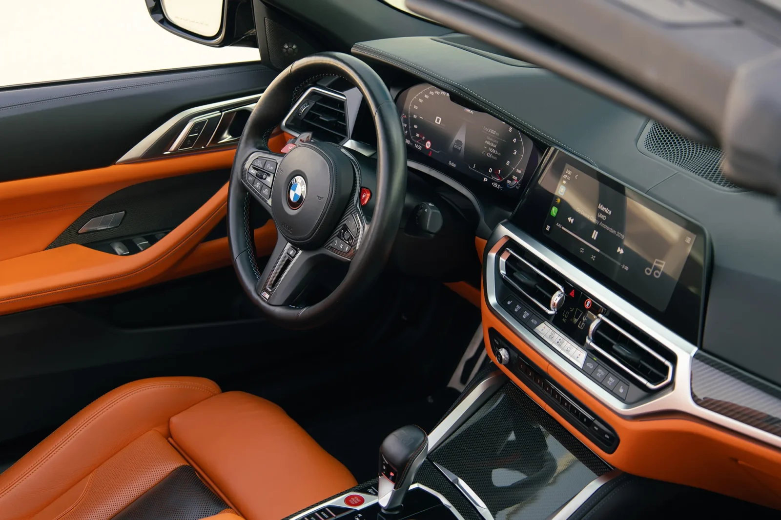 Аренда BMW M4 Competition Серый 2023 в Абу-Даби - 3 