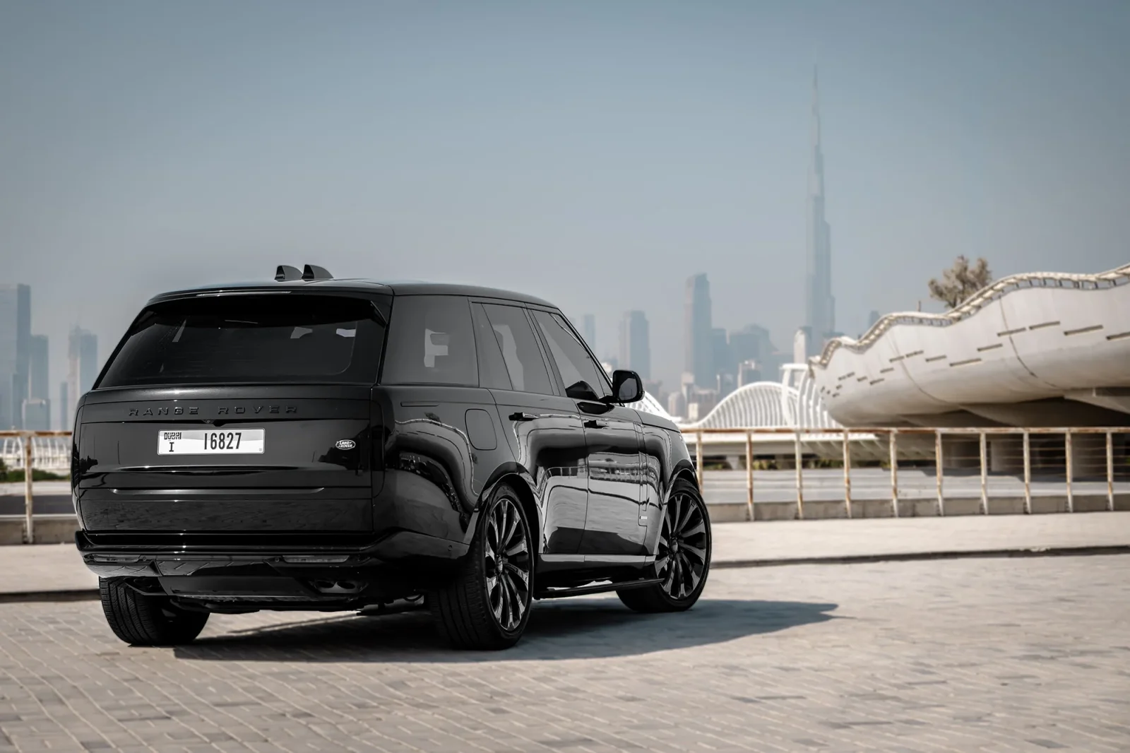 Rent Land Rover Range Rover Autobiography V8 Black 2023 in Abu Dhabi - 10 