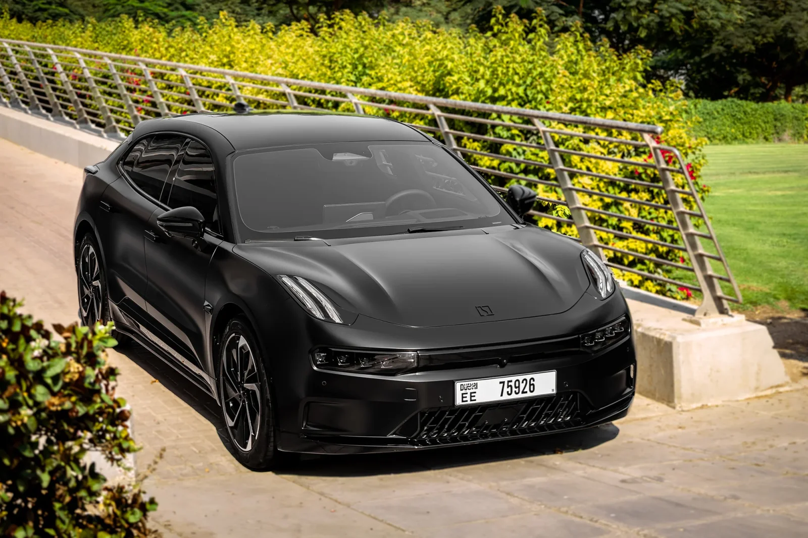 Loyer Zeekr 1  Noir 2025 en Abou Dabi - 9 