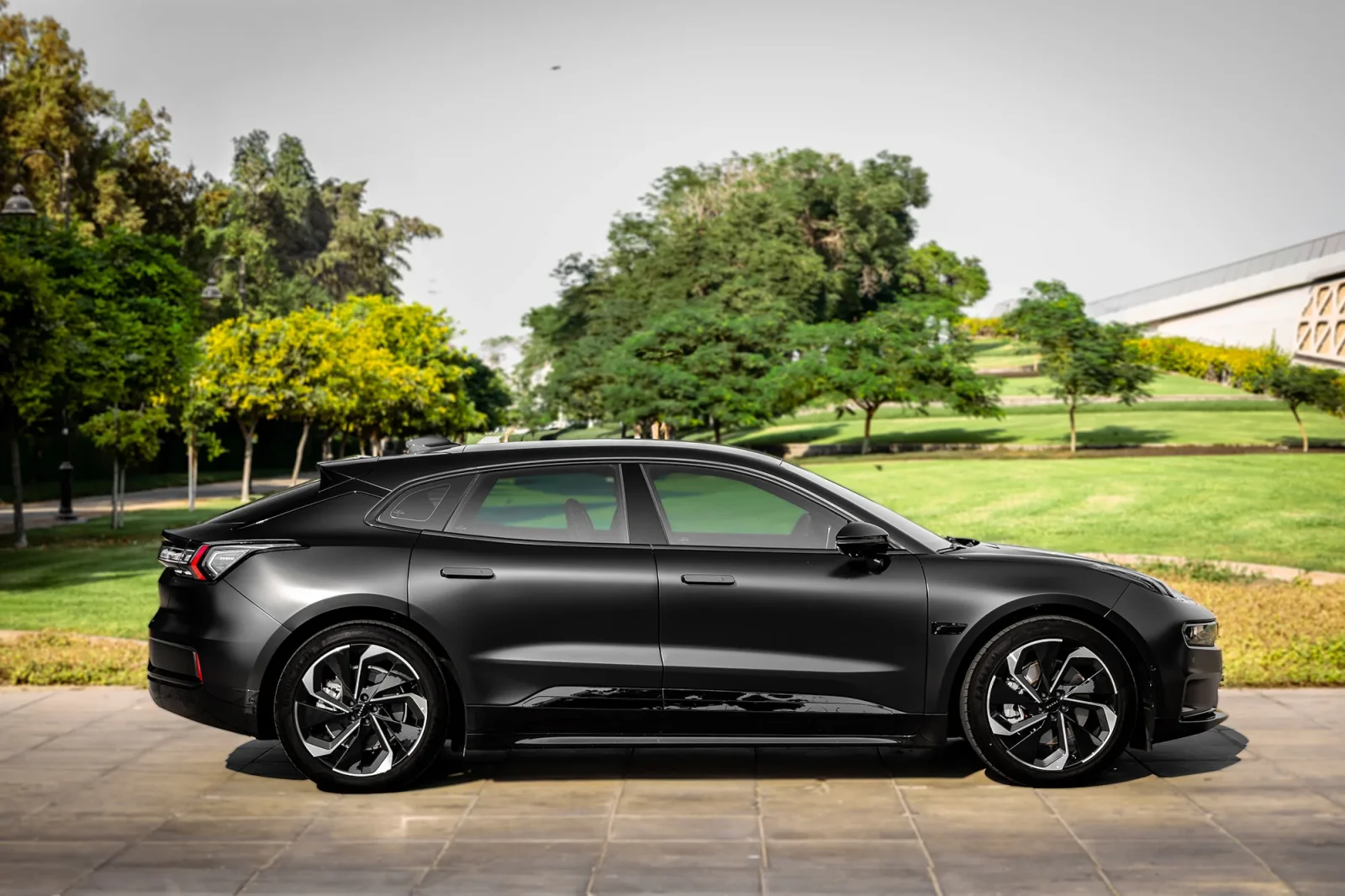 Loyer Zeekr 1  Noir 2025 en Abou Dabi - 15 