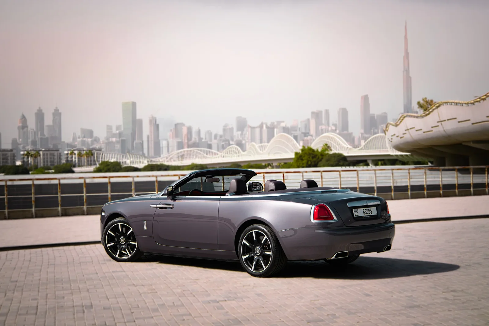 Miete Rolls-Royce Dawn  Grau 2022 in der Abu Dhabi - 8 