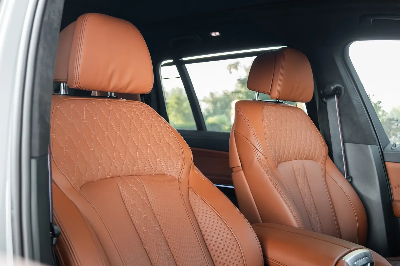 Rent BMW X7 40i Grey 2025 in Abu Dhabi - 2 