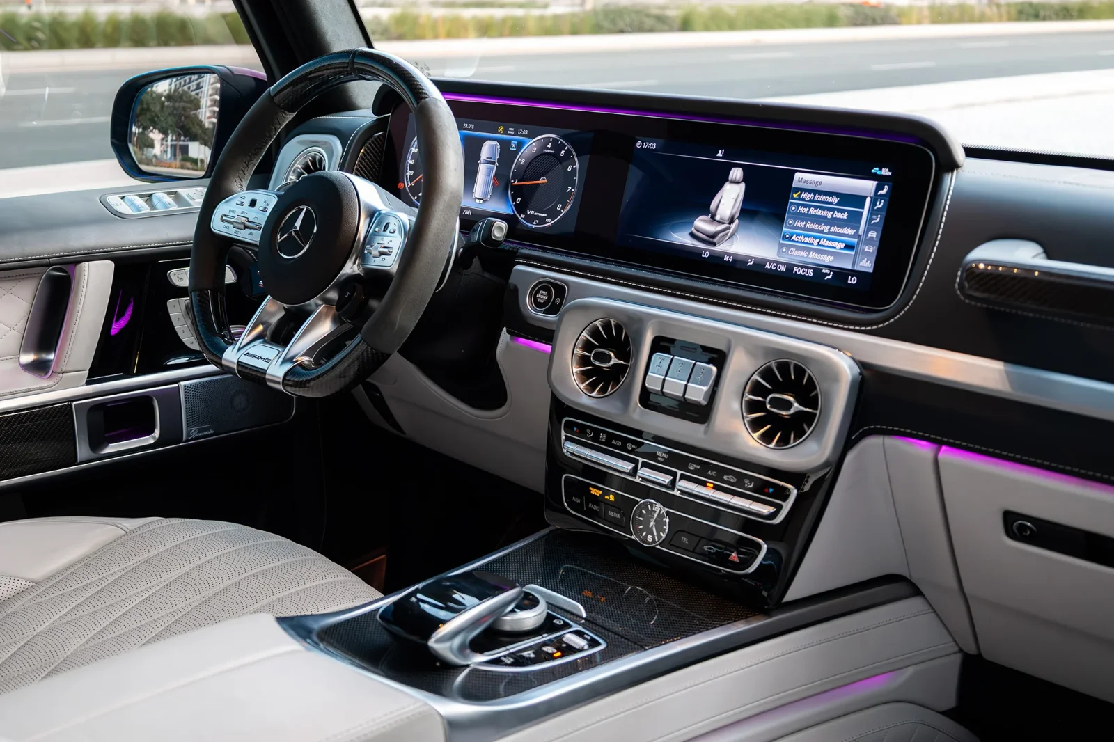 Loyer Mercedes-Benz G-Class G63 AMG Gris 2023 en Abou Dabi - 5 