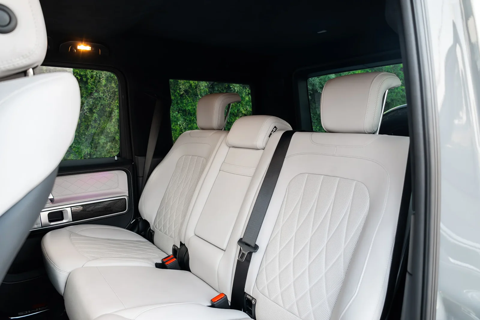 Loyer Mercedes-Benz G-Class G63 AMG Gris 2023 en Abou Dabi - 7 