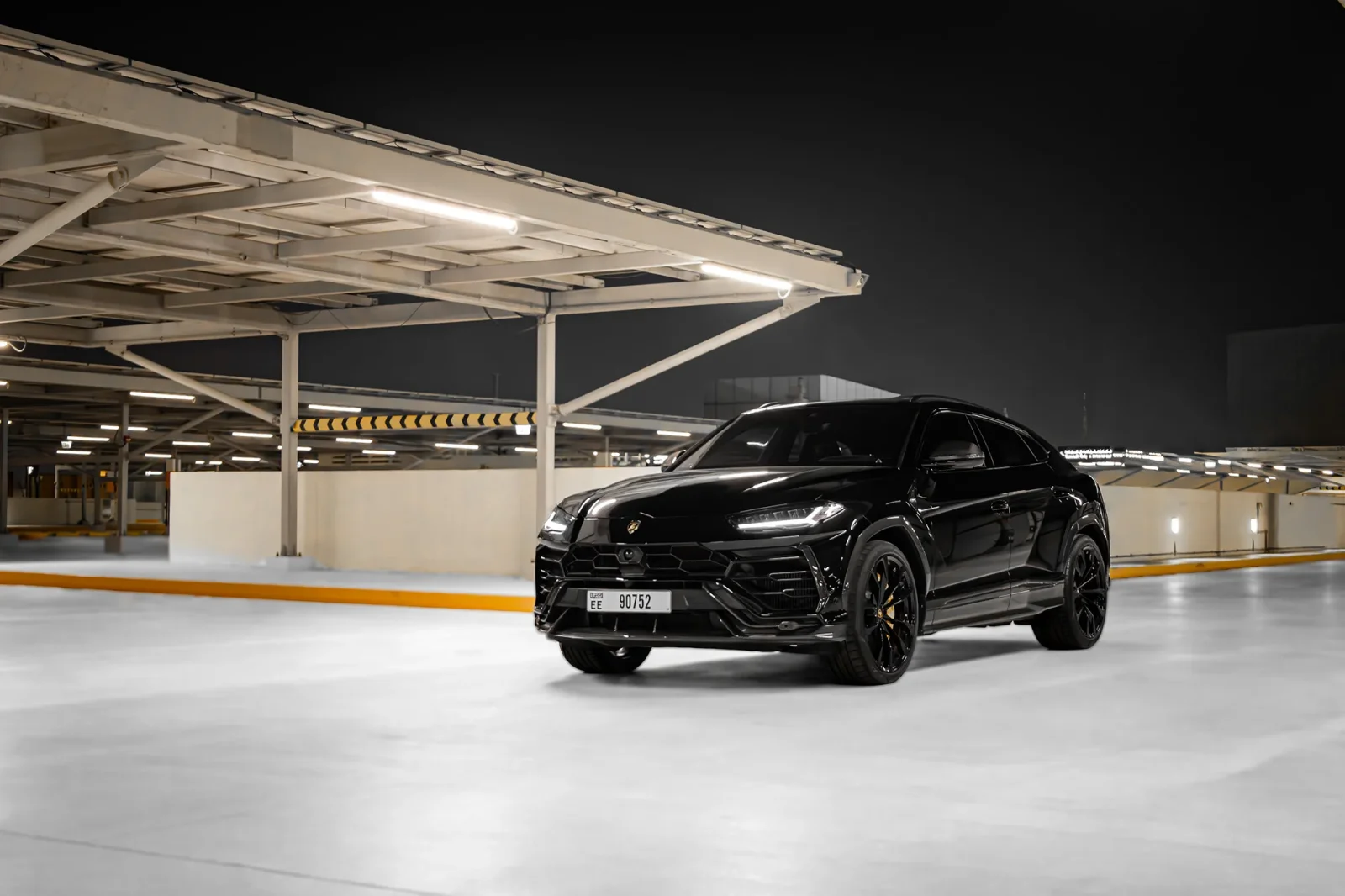 Rent Lamborghini Urus  Black 2022 in Abu Dhabi - 15 