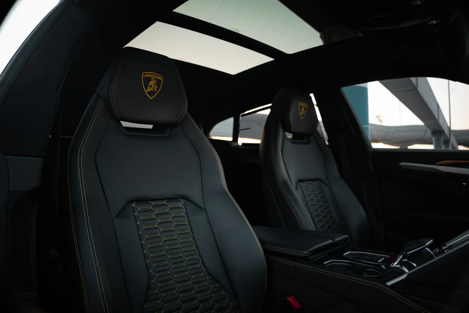 Rent Lamborghini Urus  Black 2022 in Abu Dhabi - 6 