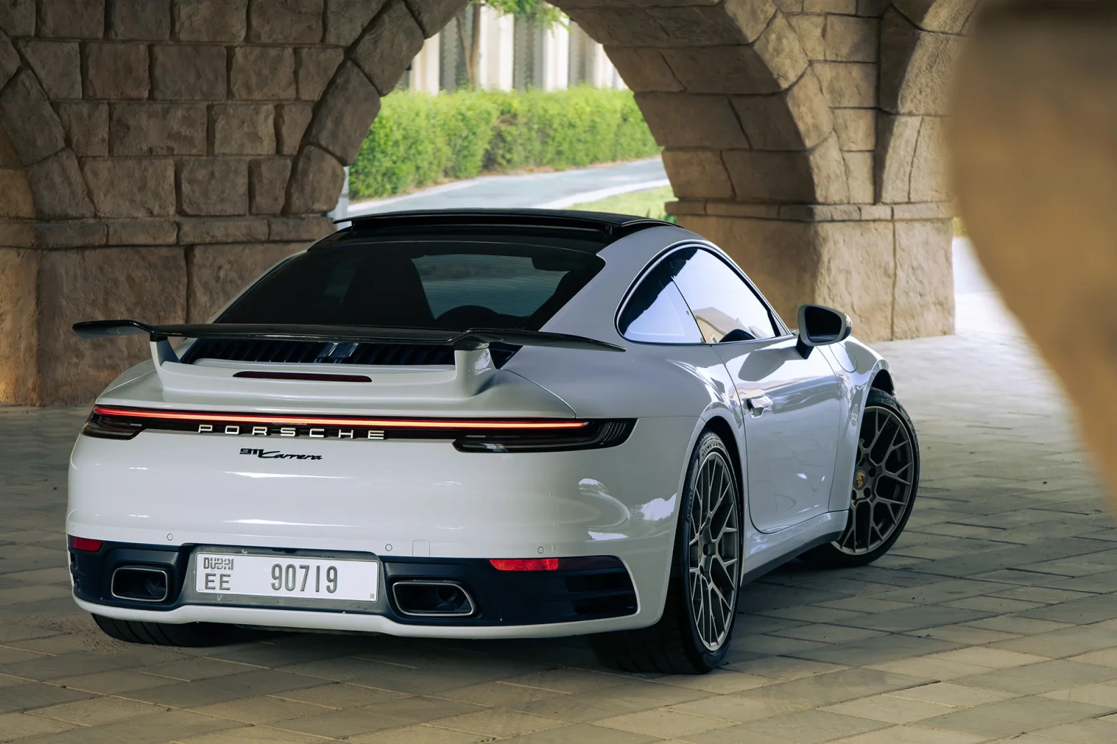 Alquiler Porsche 911  Blanco 2023 en Abu Dabi - 13 