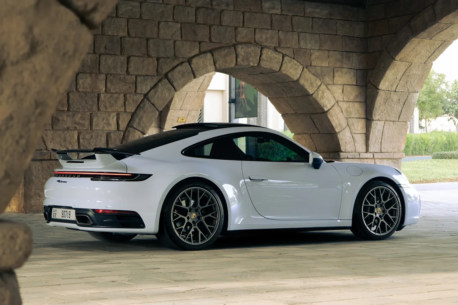Alquiler Porsche 911  Blanco 2023 en Abu Dabi - 12 