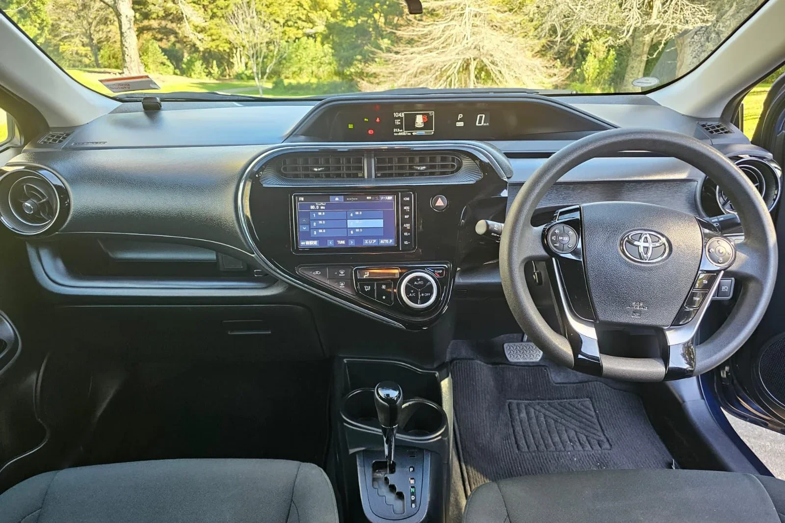 Affitto Toyota Aqua  Blu 2019 in Mangere - 3 