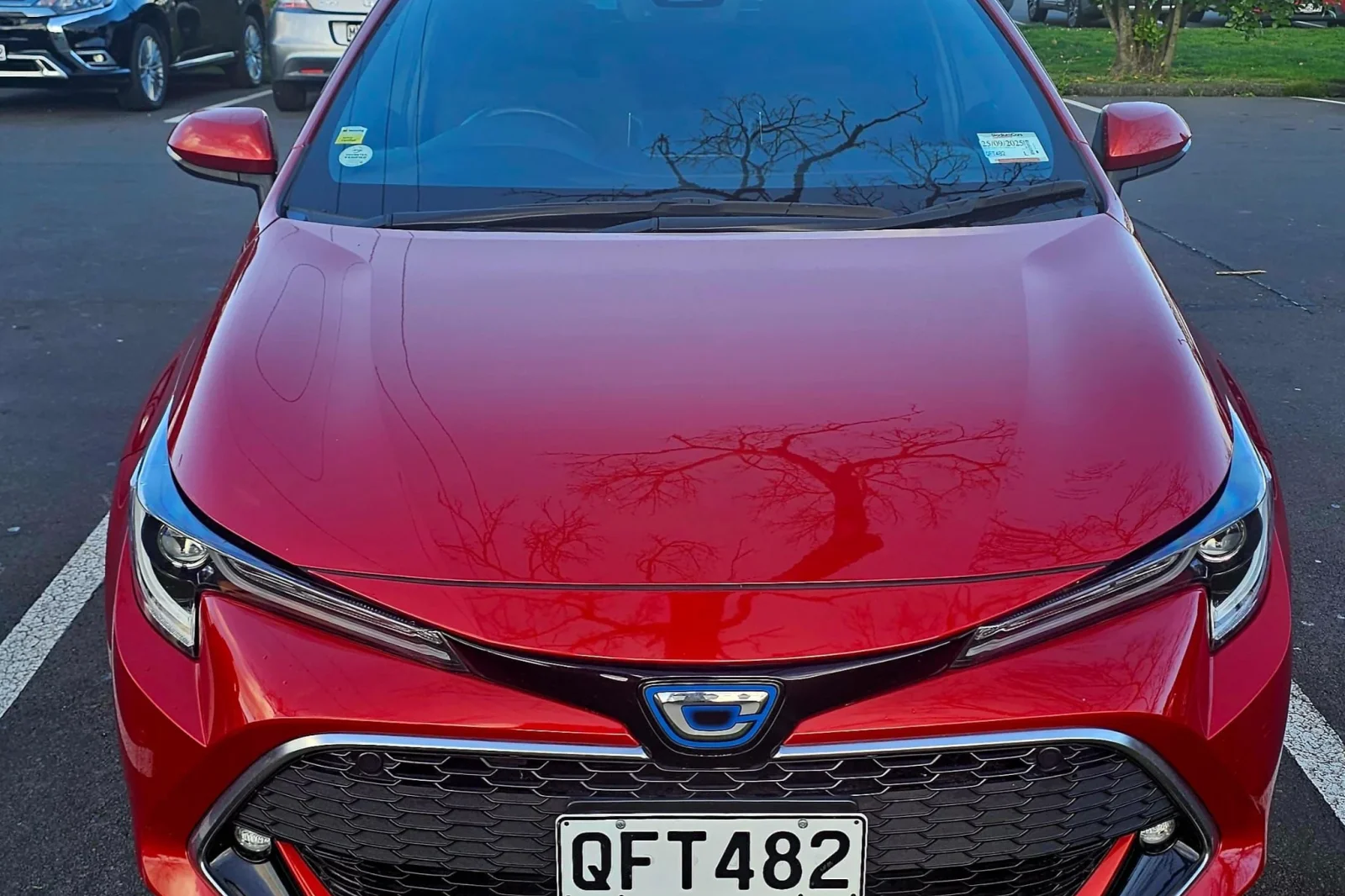 Huren Toyota Corolla Sport Rood 2019 in Mangere