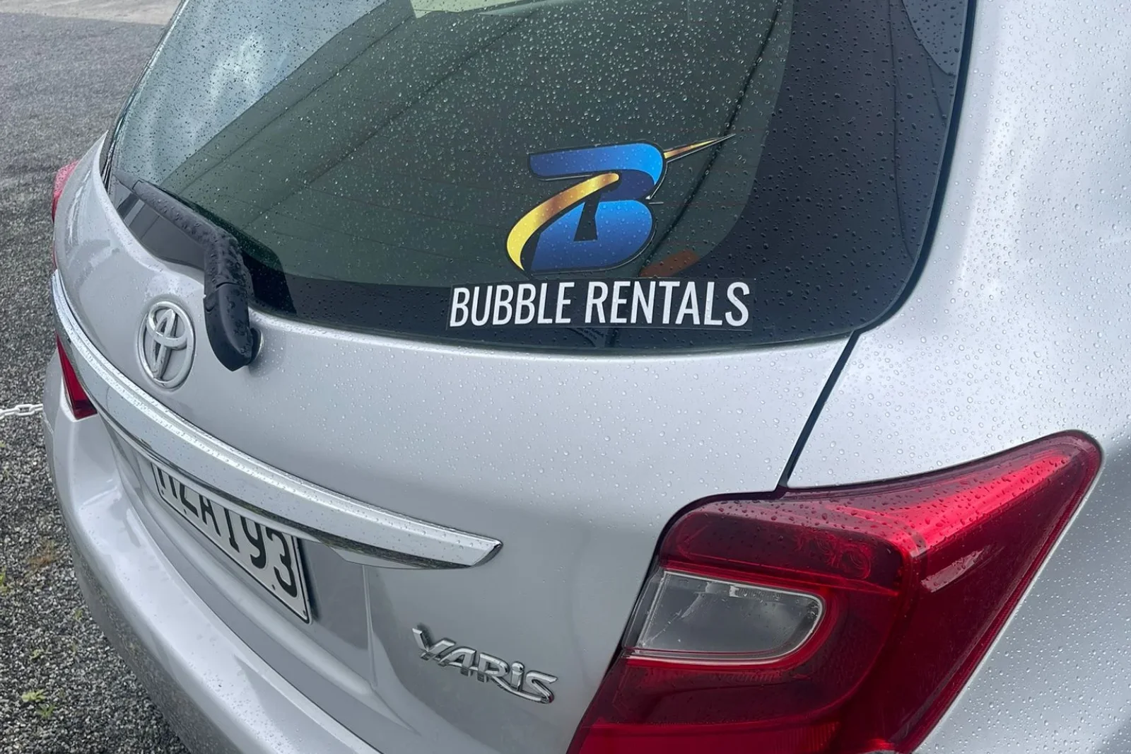 Alquiler Toyota Yaris  Plata 2015 en Mangere - 5 