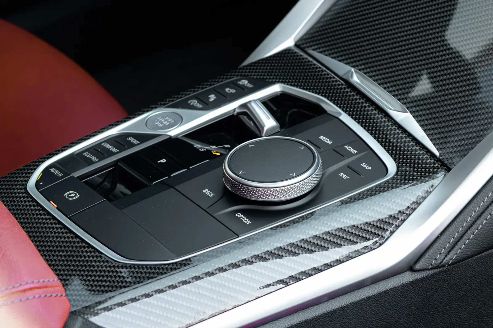 Alquiler BMW M4 440 Gran Coupe Gris 2024 en Abu Dabi - 6 