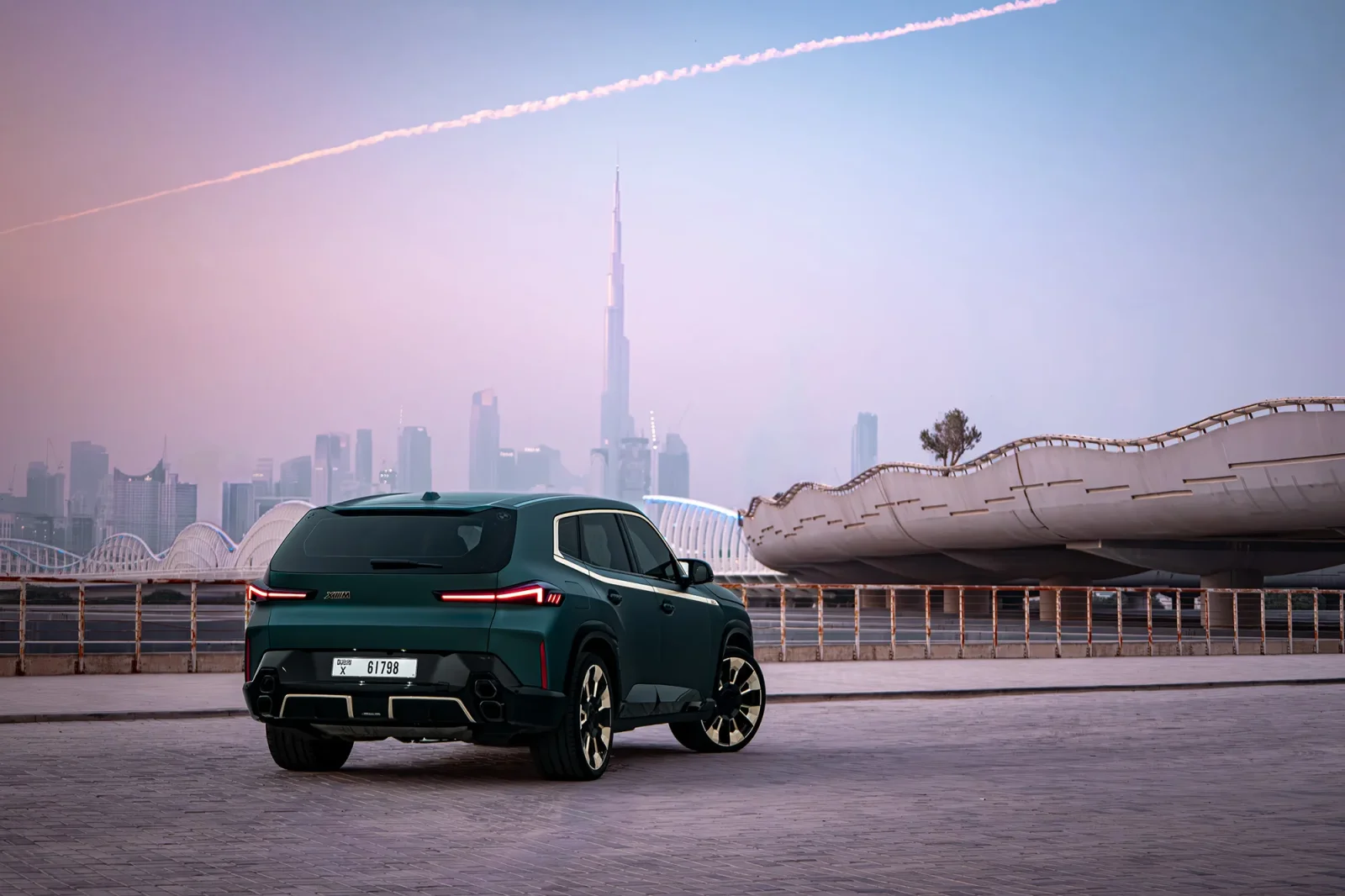 Alquiler BMW XM  Verde 2023 en Abu Dabi - 10 