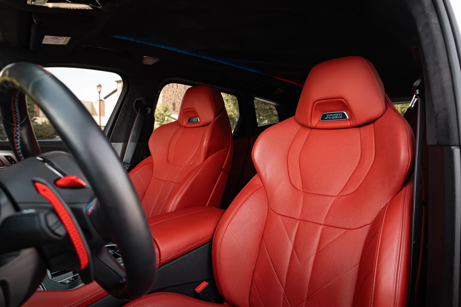 Alquiler BMW XM  Verde 2023 en Abu Dabi - 7 