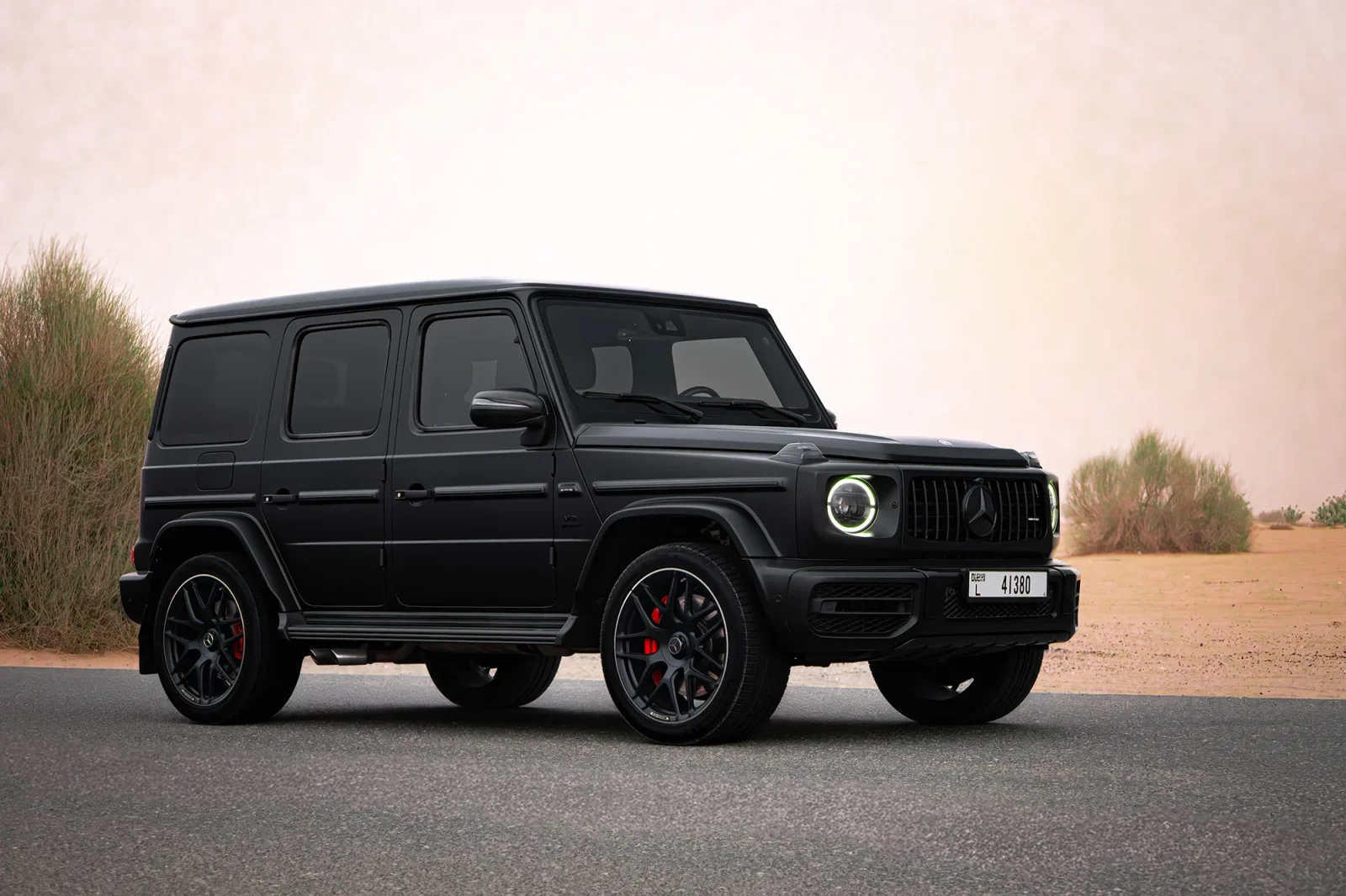 Аренда Mercedes-Benz G-Class 63 AMG Черный 2022 в Абу-Даби - 10 